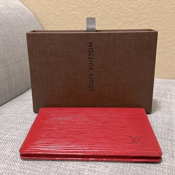 Louis Vuitton Epi Leather Card Case - Picture 1 of 8